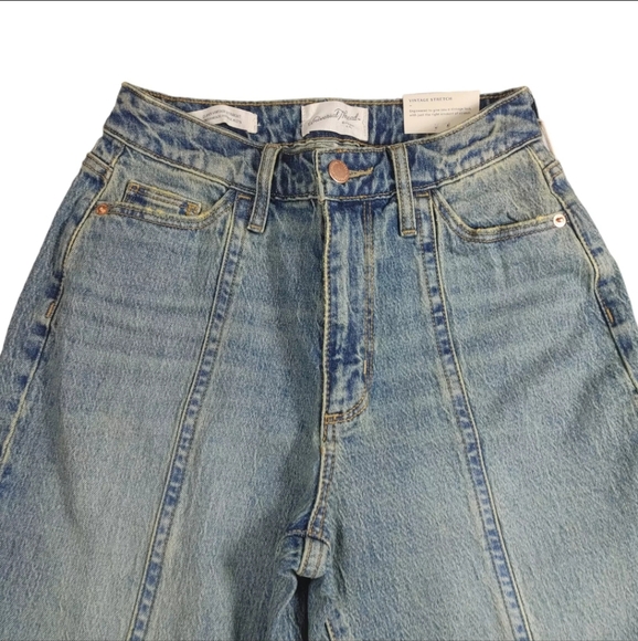 Universal Thread vintage curvy straight jeans 👖 - Picture 5 of 15